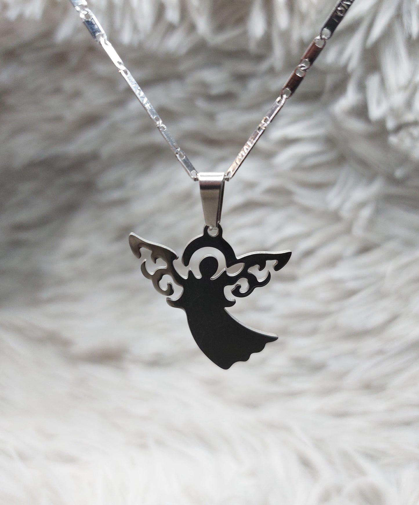 Cadena Con Dije Diseño Angelito Grande