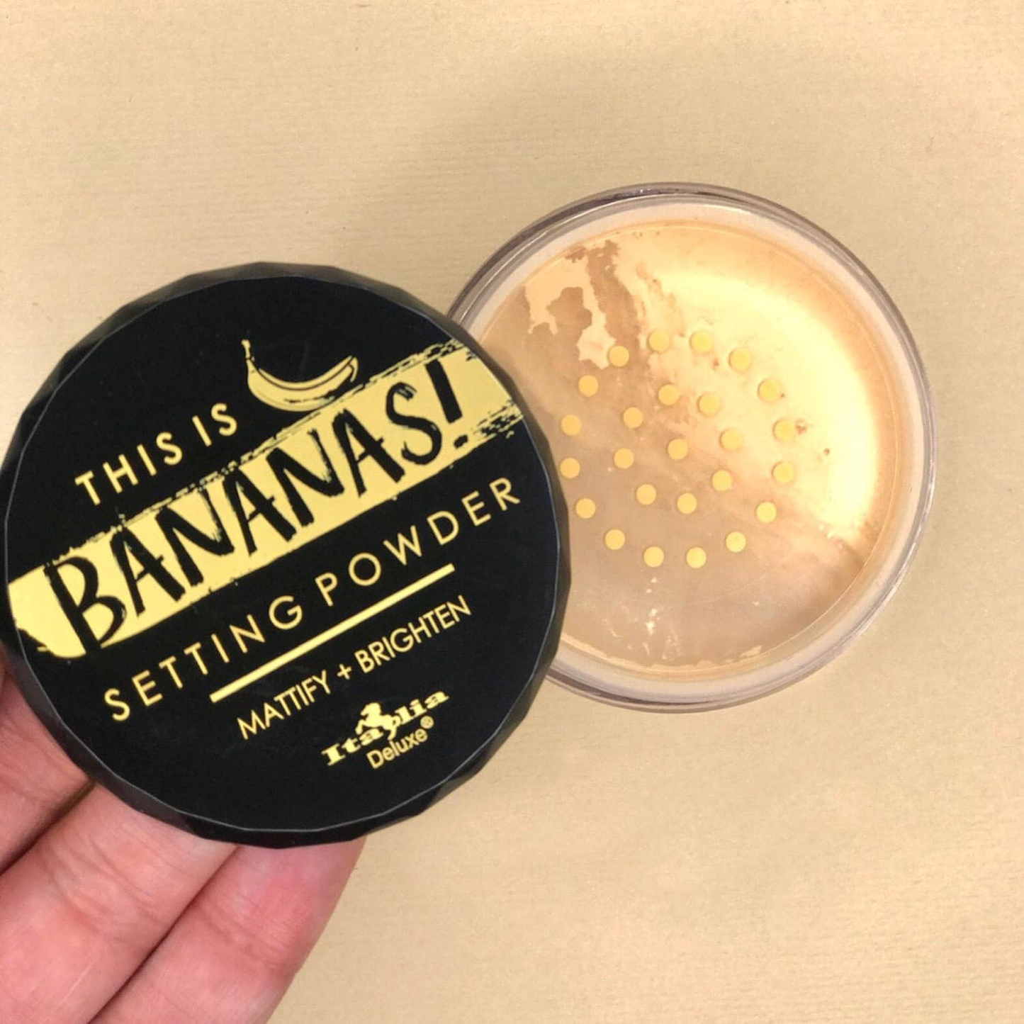 Polvo Suelto Fijador Banana Italia Deluxe