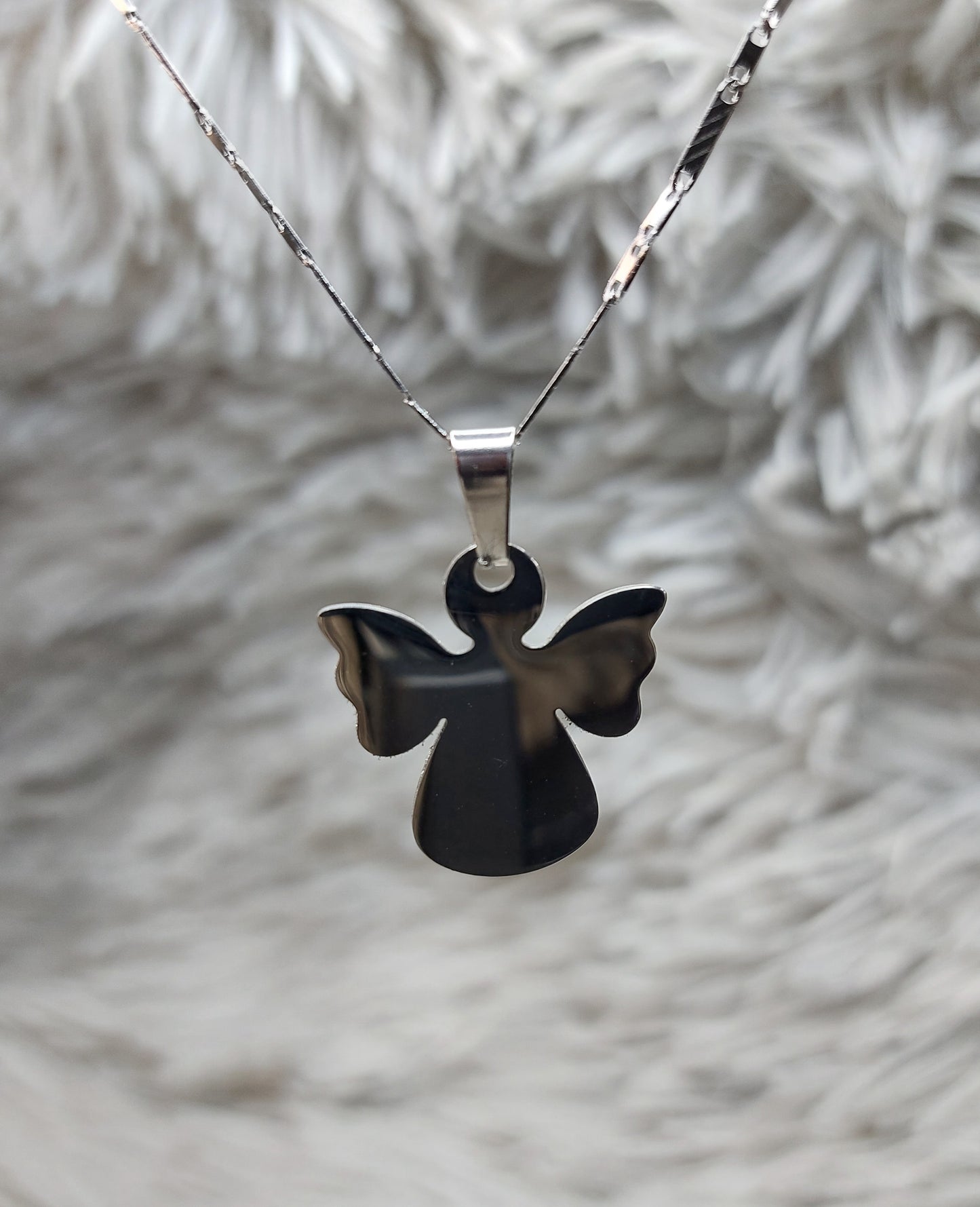 Cadena Con Dije Diseño Angelito